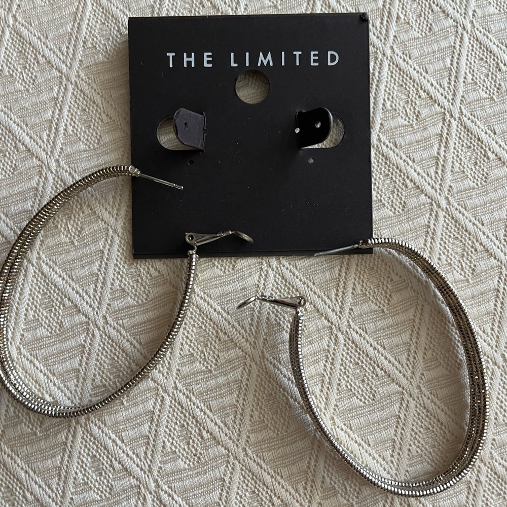 The Limited Silvertone Hoop Pierced Earrings NWT - Picture 4 of 10